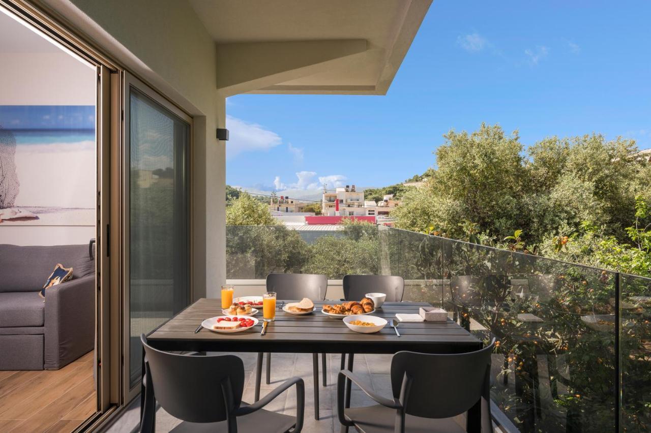 Aequor Luxury Rooms & Apartments Kato Daratso Exterior photo